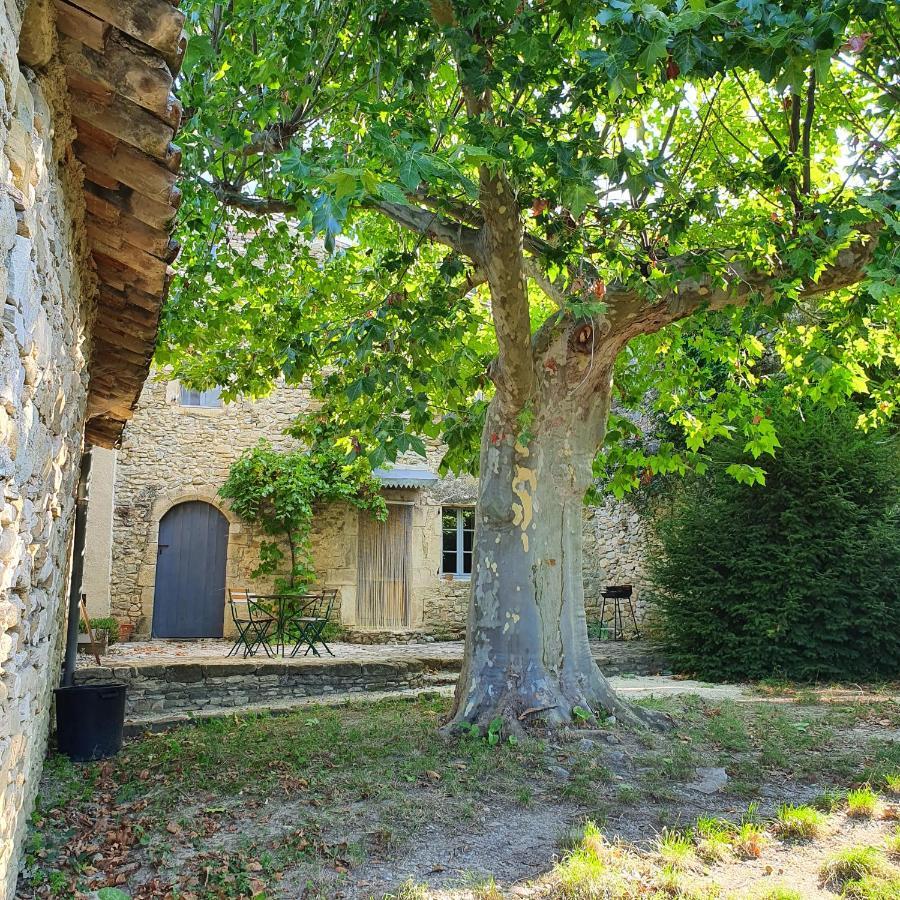 La Cour Du Marronnier Hotel Pont-de-Barret Exterior photo